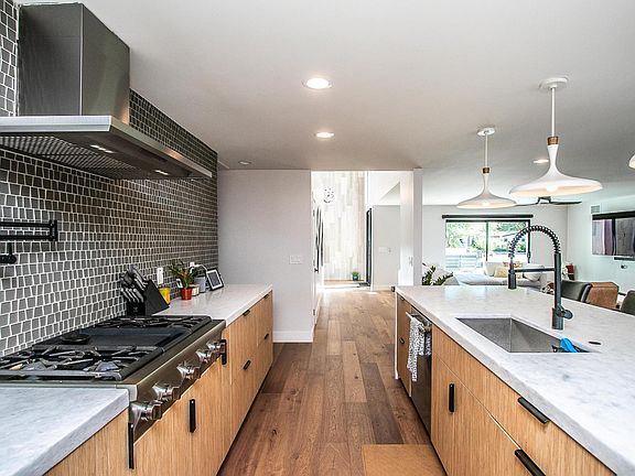 Kitchen upclose