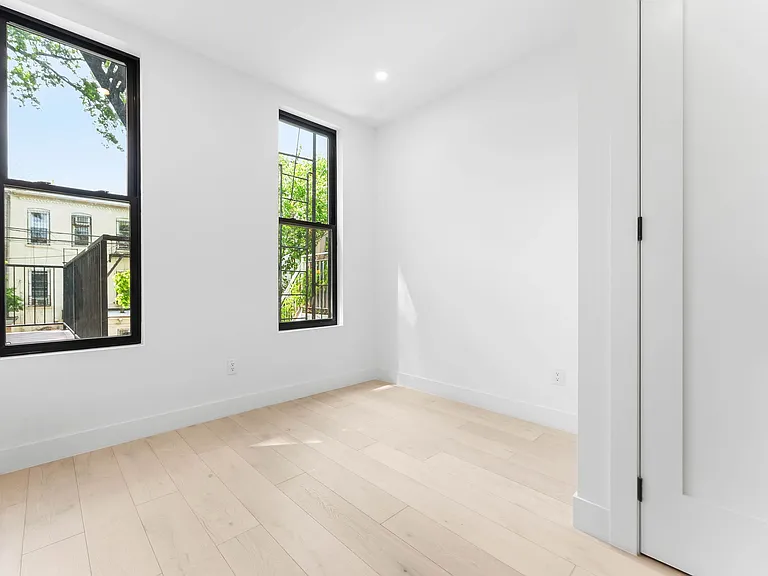 255 Weirfield St #3 — Photo 5
