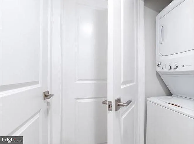 2531 N Mascher St #2 — Photo 17