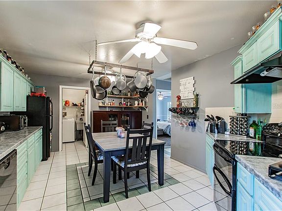 5th image of 2261 Barbara Dr