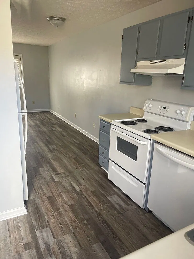 2 Bedroom / 1.5 Bath Johnson City TN — Photo 4