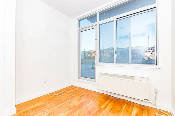 Rented by MySpaceNYC | media 21