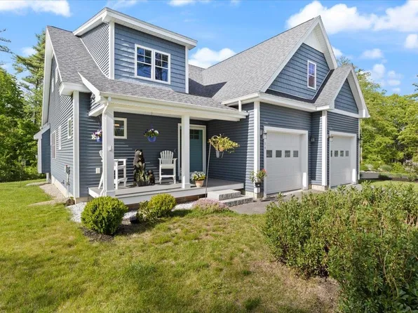 24 Red Barn Drive, Dover, NH 03820