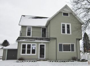 417 2nd Ave SW, Cascade, IA 52033