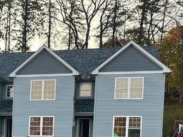 1068 Lakeland Dr