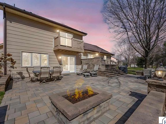 2nd image of 820 Menk Dr