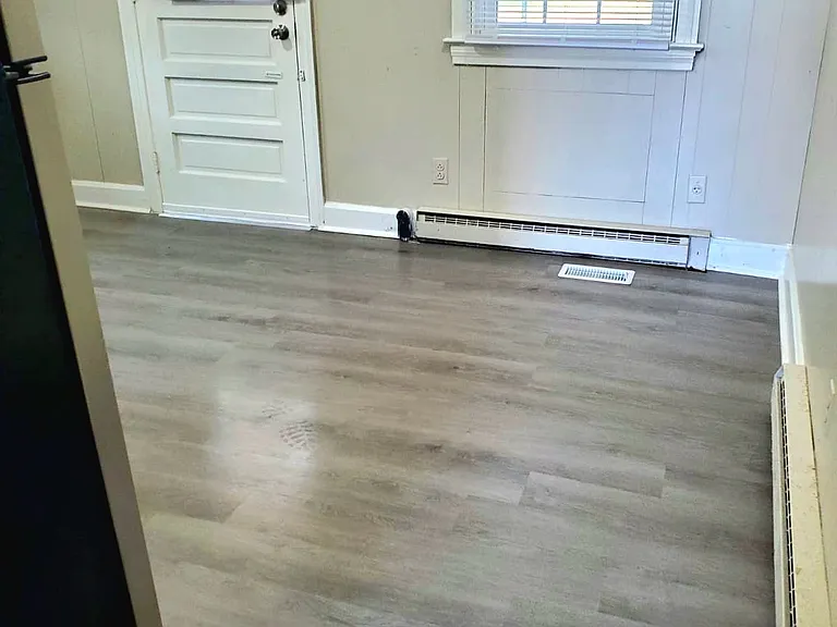 805 Whitehead Ave NE #A — Photo 4