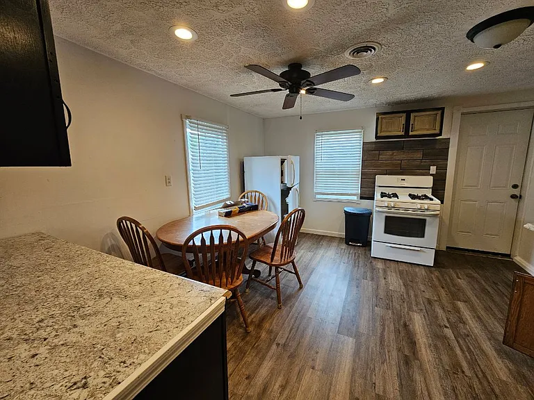 361 Canisteo St #102 — Photo 6