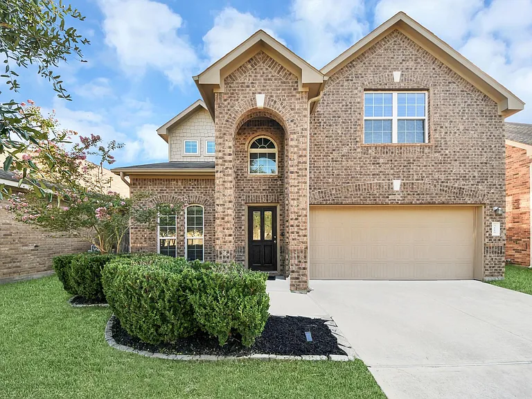 3115 Lake Dr — Photo 44