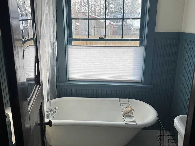1 Somers Ave — Photo 16