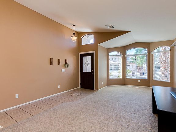 4th image of 50 W Grey Stone St