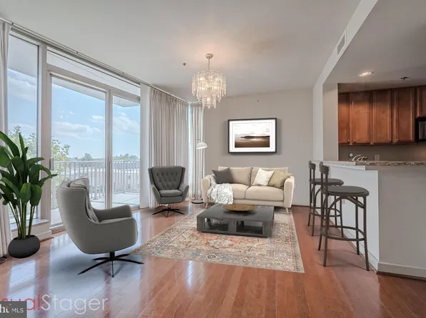 105 Christina Lndg APT 205, Wilmington, DE 19808