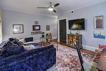 518 Lamar Ave — Photo 88