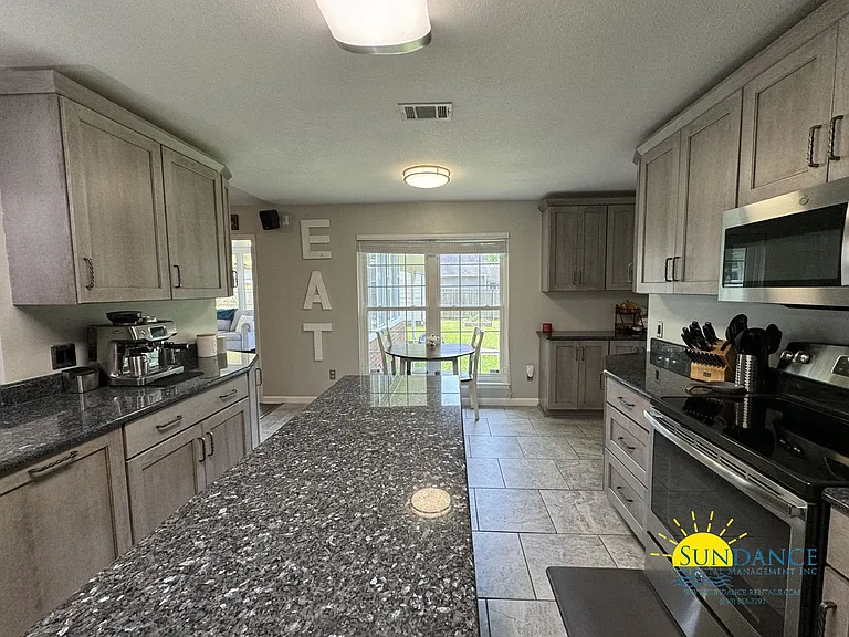 109 Long Pointe Dr — Photo 15