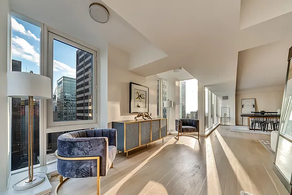 Sold by Compass | media 6