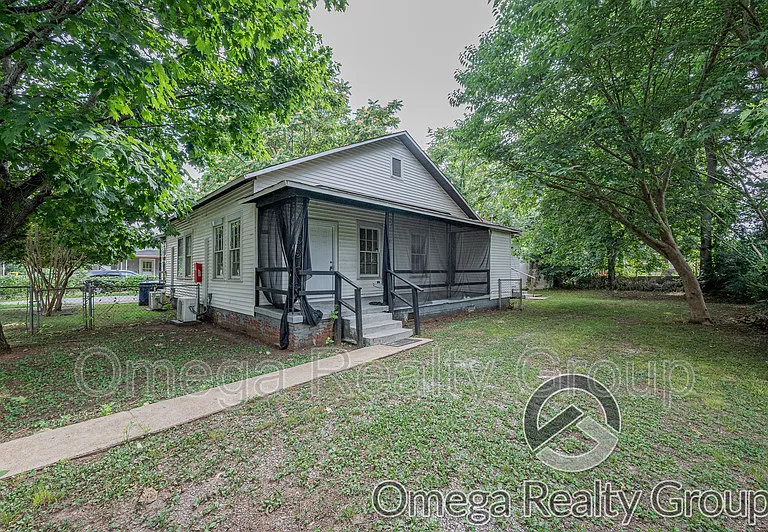 3208 Clopton St SW — Photo 1