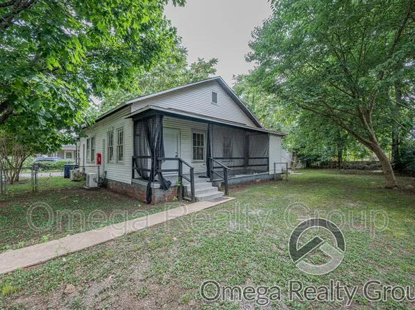 3208 Clopton St SW, Huntsville, AL 35805