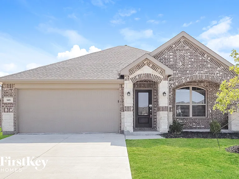 145 Cedar Canyon Dr — Photo 1