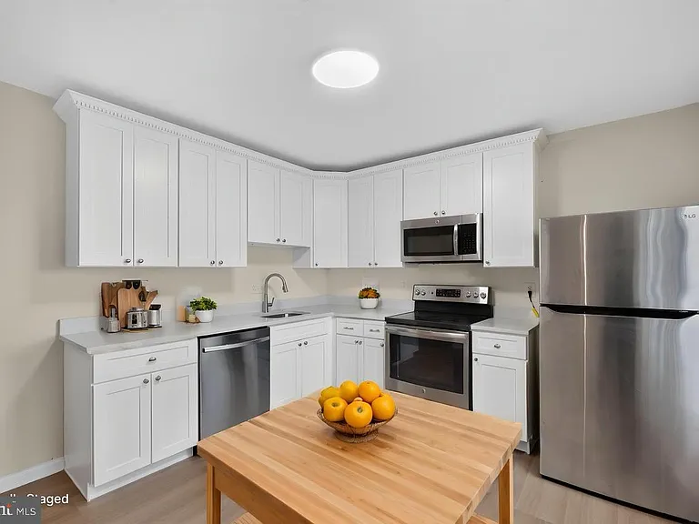 55 Oak Crest Ct — Photo 4