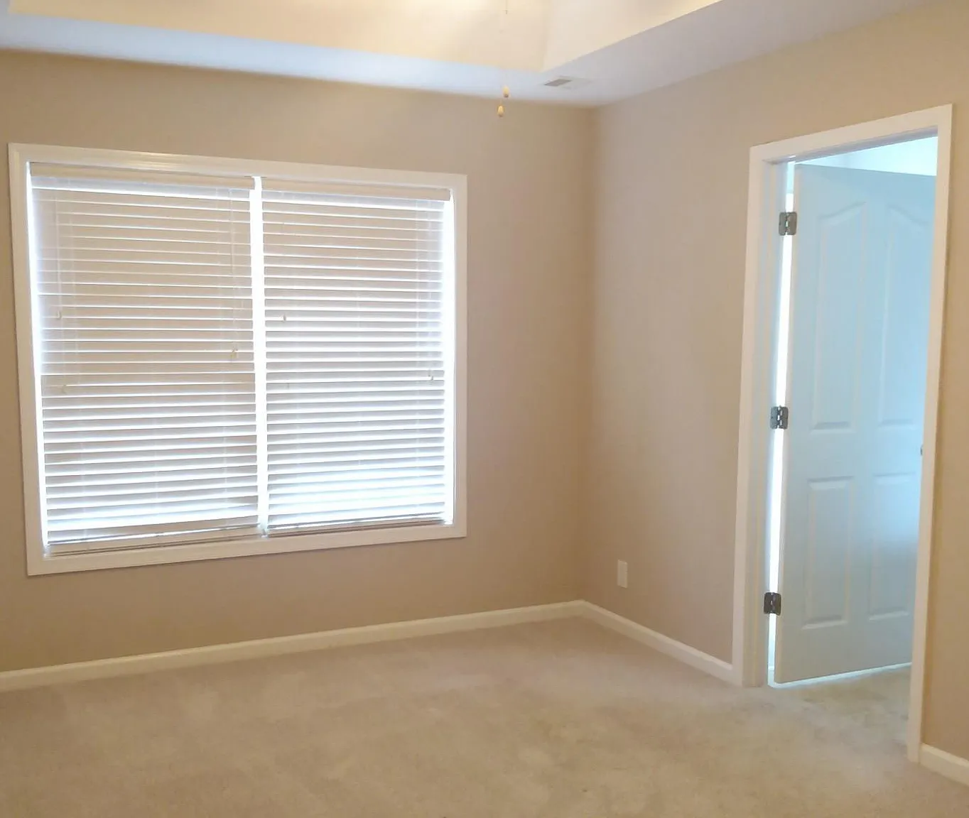 3 bed, 1368 sqft, $1,800 — Photo 3