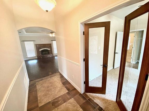 2nd image of 2521 Leatherwood Dr