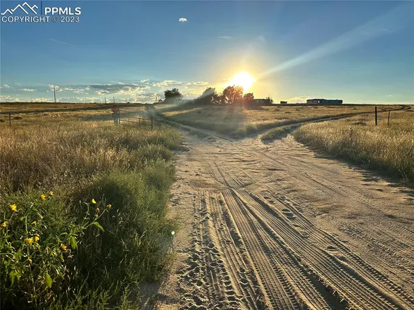 10410 Edison Rd, Yoder, CO 80864