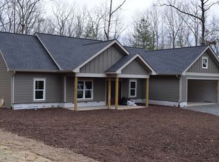 54 Robert Dr, Ellijay, GA 30540