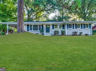 1890 Idlewood Dr, East Pt, GA 30344