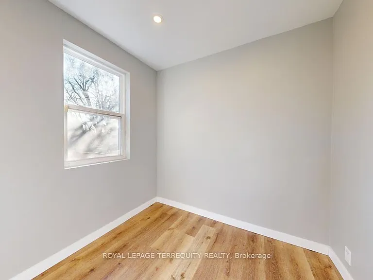77 Glenburn Ave — Photo 13
