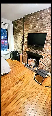 Rented by 195 Property Developers and Realtors LLC | media 7