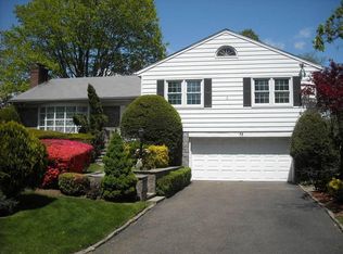 45 Alta Pkwy, Mount Vernon, NY 10552