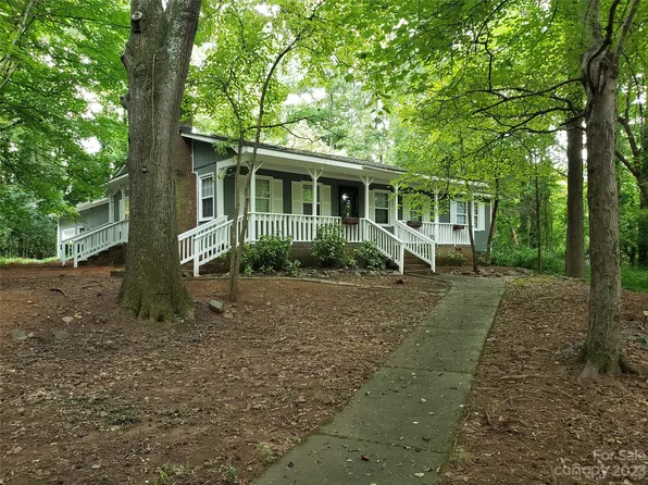 800 Silverleaf Rd, Charlotte, NC 28217