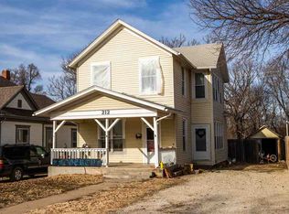 212 W Main St, Herington, KS 67449