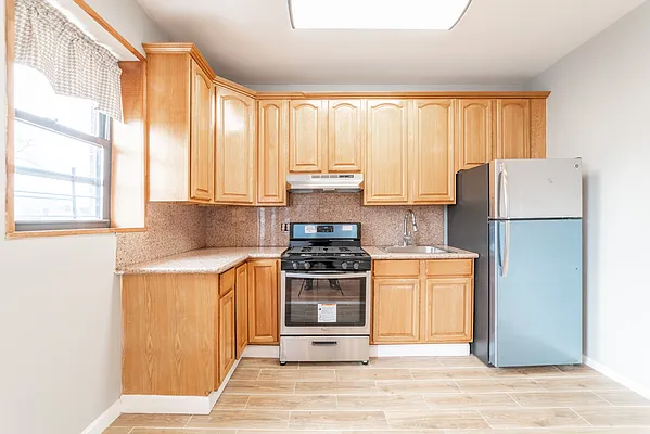 Rented by Joel Scharf, LREB | media 10