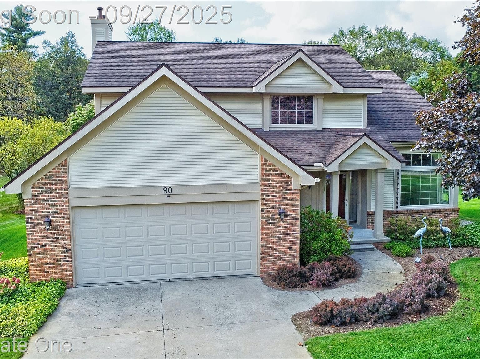 90 Crescent Hill Dr, Ortonville, MI 48462 | Zillow