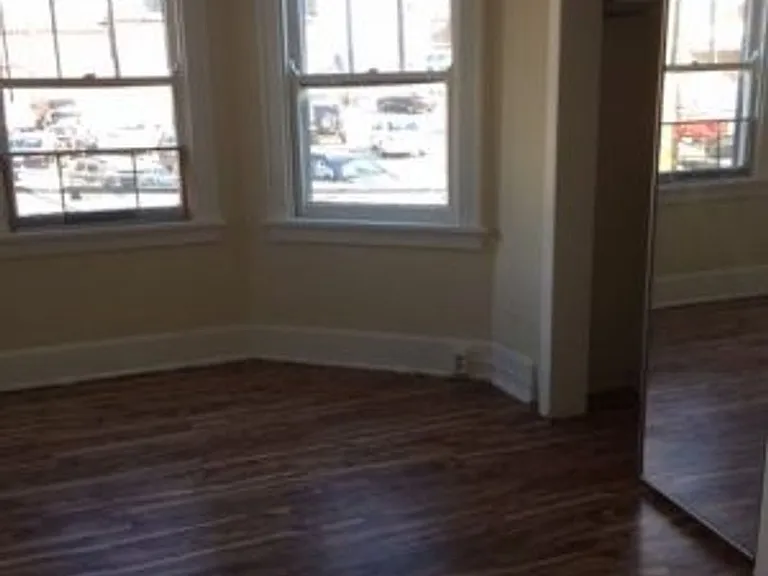 2817 Glendora Ave — Photo 5