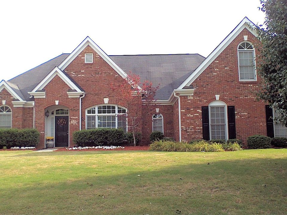 1.5 Ranch on Corner Lot