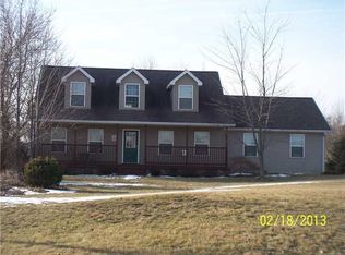 2675 Yallup Rd, Saint Johns, MI 48879