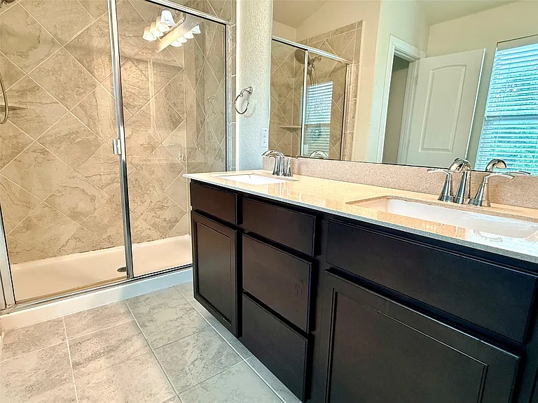 2101 Split Diamond Way #40 — Photo 25