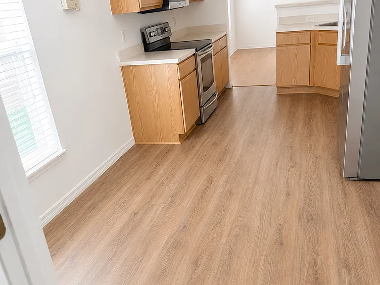 2236 Spring Creek Cir NE — Photo 5