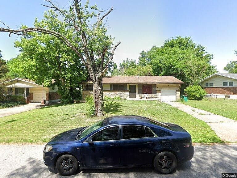 1st image of 9713 Lanier Dr