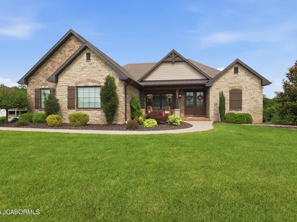 608 Thorngrass Dr, Jefferson City, MO 65109