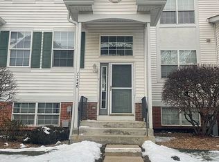 17440 Yakima Dr, Lockport, IL 60441