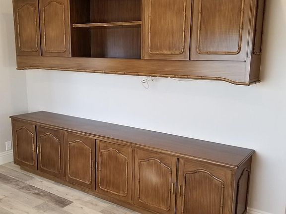 2nd image of 1119 S Swall Dr #Top