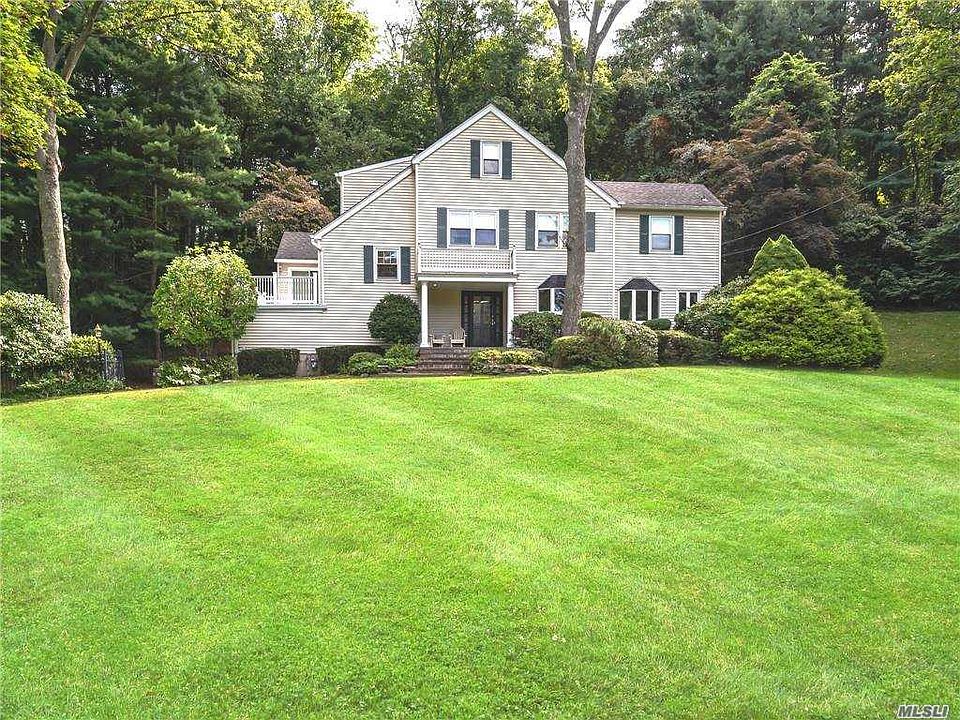 1st image of 1 Pond Dr