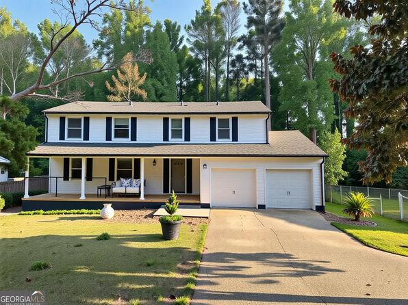 2691 Old South Dr, Jonesboro, GA 30236