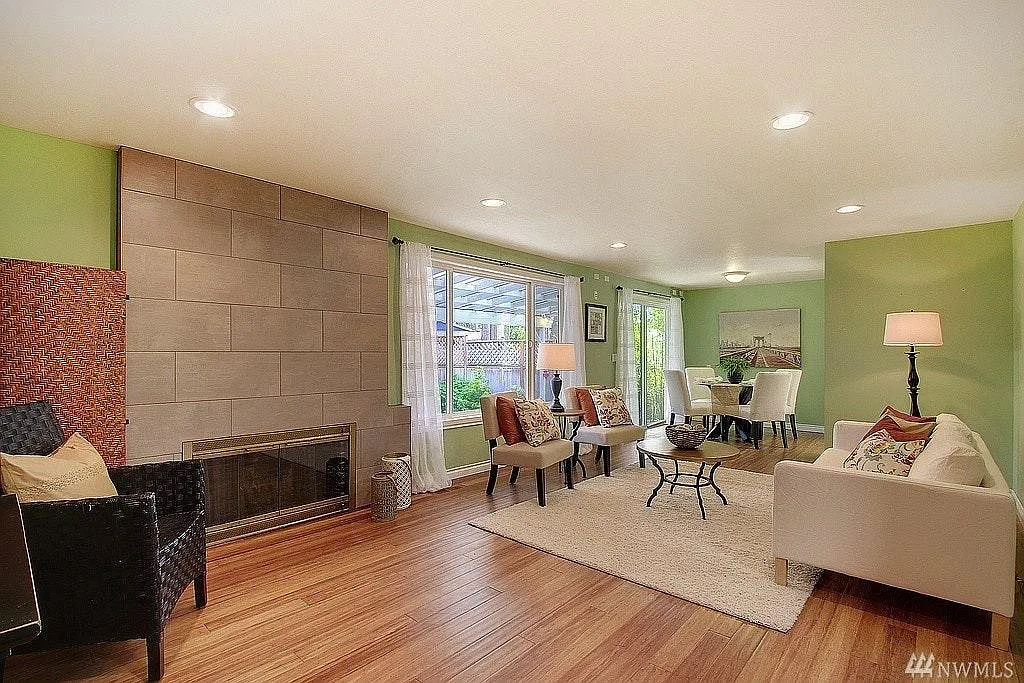 3 bed, 1750 sqft, $3,850 — Photo 1