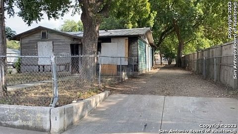 2nd image of 328 FAY AVE