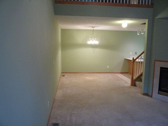 5th image of 2264 River Rock Ln