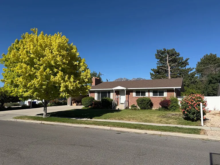 7097 S 230 E — Photo 22